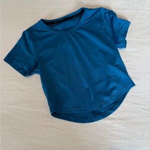 Nike dri fit teal Short Sleeve slim fit textured cropped workout top size XS